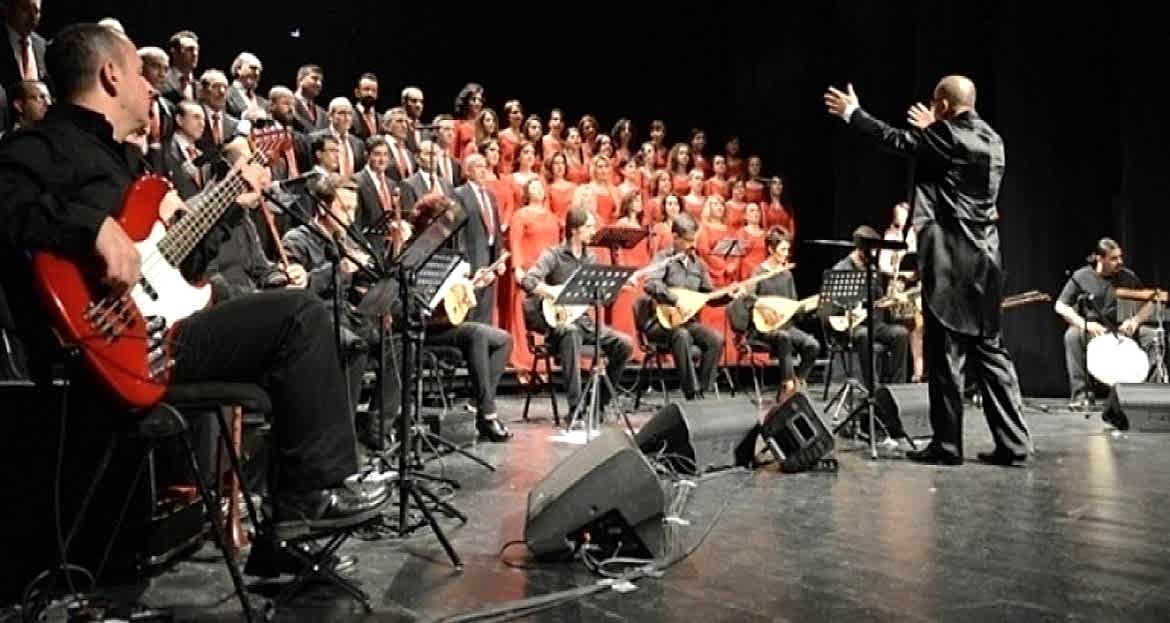 Türk Halk Müziği Korosu